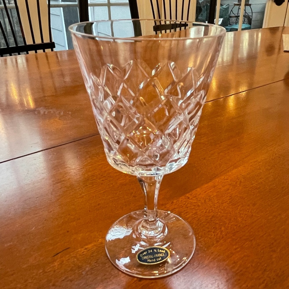 $5 FLASH SALE! Cristallerie Montbronn France Handcut Crystal Wine Glass